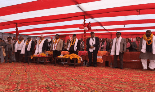 मधेशसँग मेरो लभ छ, लभरलाई दुःख दिनेविरुद्ध अनसन बस्छु : प्रचण्ड