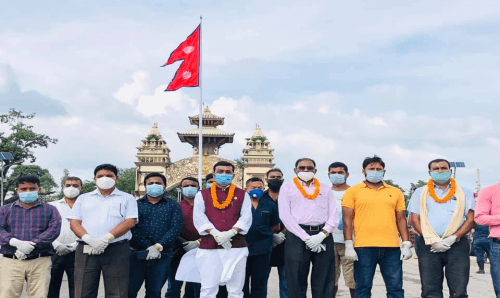 नेपाल-भारतको बोर्डर नजिकै बीरगँजमा विशाल 'राष्ट्रिय ध्वज' लहराइए, कति छ उचाई ?