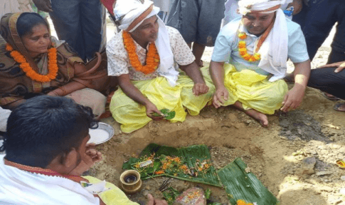 धनुषाको ठाढीमा विवाहमण्डप बन्दै