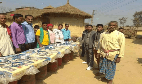 ४ सय ८८ परिवारलाई वडाध्यक्ष पटेलको ग्यास चुल्हा